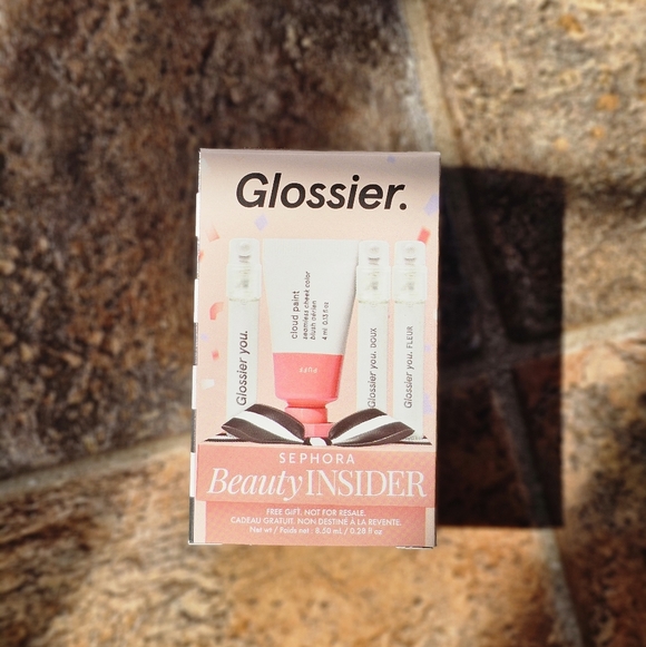 Glossier Celebrate You Set - Sephora Beauty Insider - Picture 3 of 5